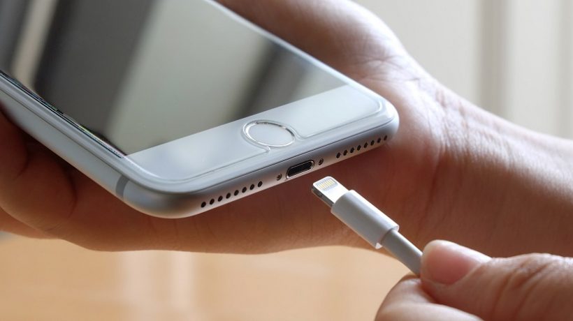 Tips and tricks to save battery life on an iPhone