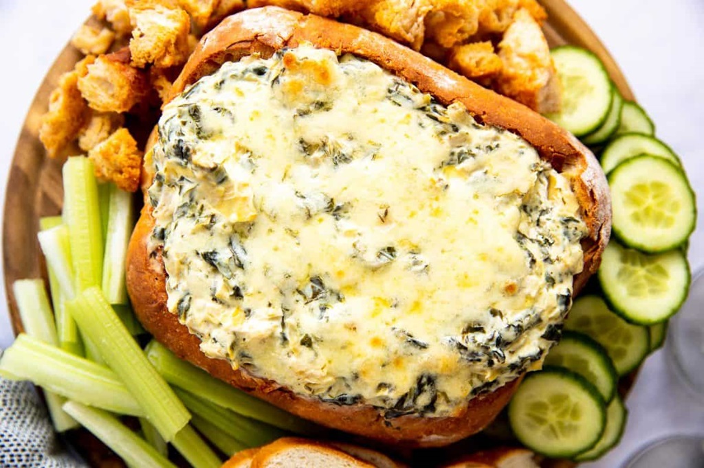 Savory Spinach and Artichoke Dip Recipes for a House Party